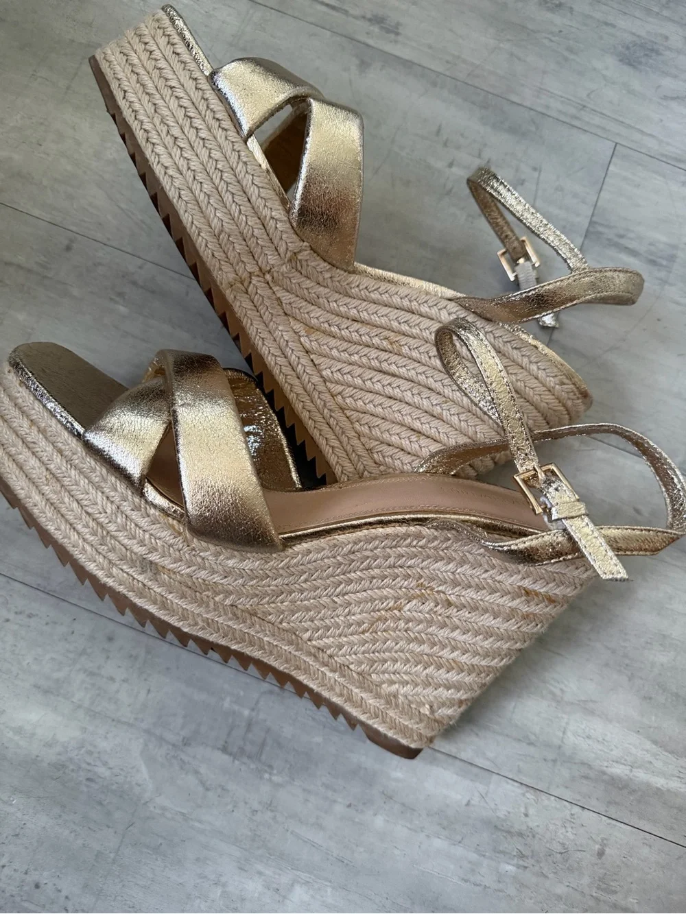 Stradivarius Metallic Gold Crisscross Ankle-Strap Block Heels